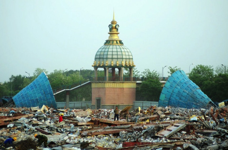 Demolition of Beijing's Abandoned Wonderland Amusement Park