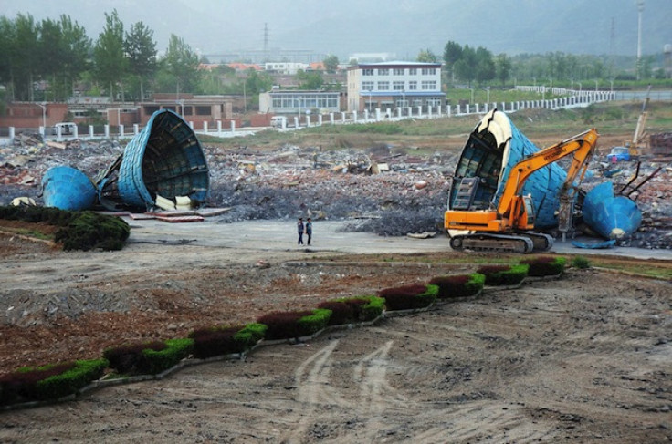 Demolition of Beijing's Abandoned Wonderland Amusement Park