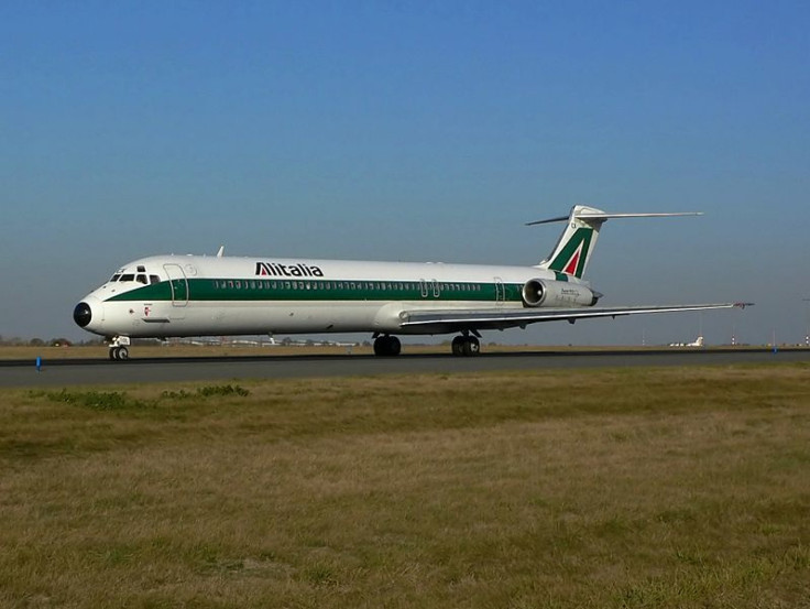 MD-80 Plane