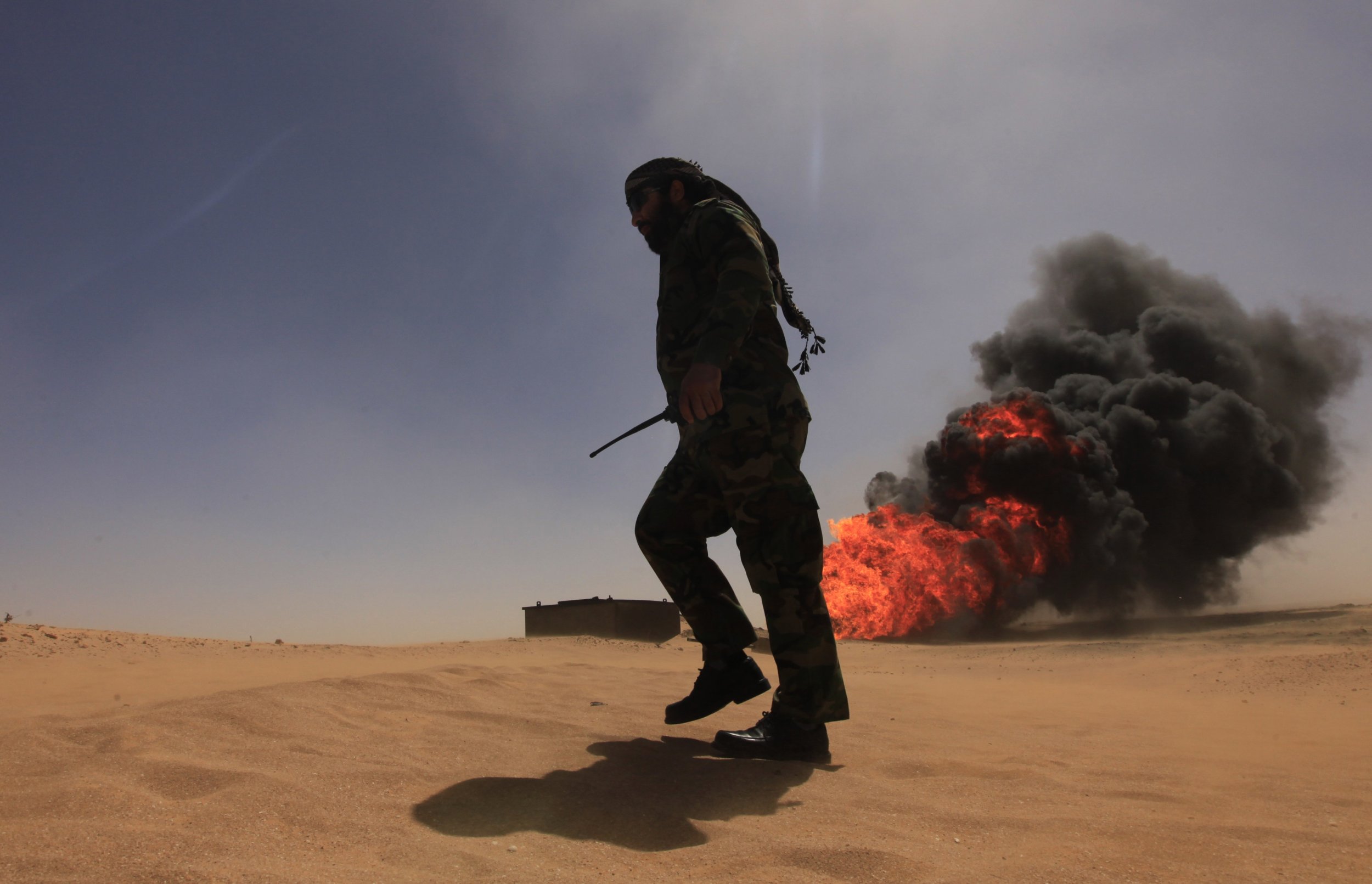 Горячие точки ближнего востока. Ливия революция. Libyan Desert.