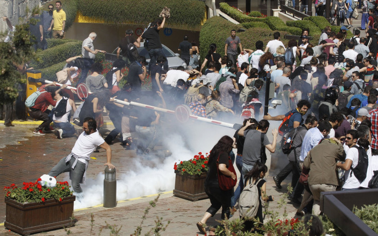 Turkey Proetest students police 31May2013