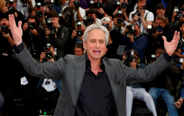 Michael Douglas Says Oral Sex Is Both Cause Of And Cure For Throat Cancer Not Quite 8799