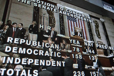 796135-us-house-of-the-representatives-voting-for-the-tax-relief-extension-act
