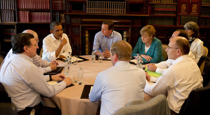 G8 leaders meet around a roundtable for the G8 2013 summit