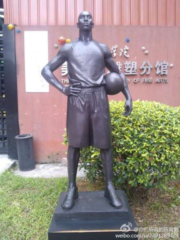 Kobe Bryant Statue in Guangzhou