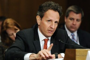 U.S. Treasury Secretary Timothy Geithner gestures as he delivers his testimony before the Congressional Oversight Panel created to oversee the expenditure of the Troubled Asset Relief Program (TARP), on Capitol Hill in Washington, December 16, 2010. 