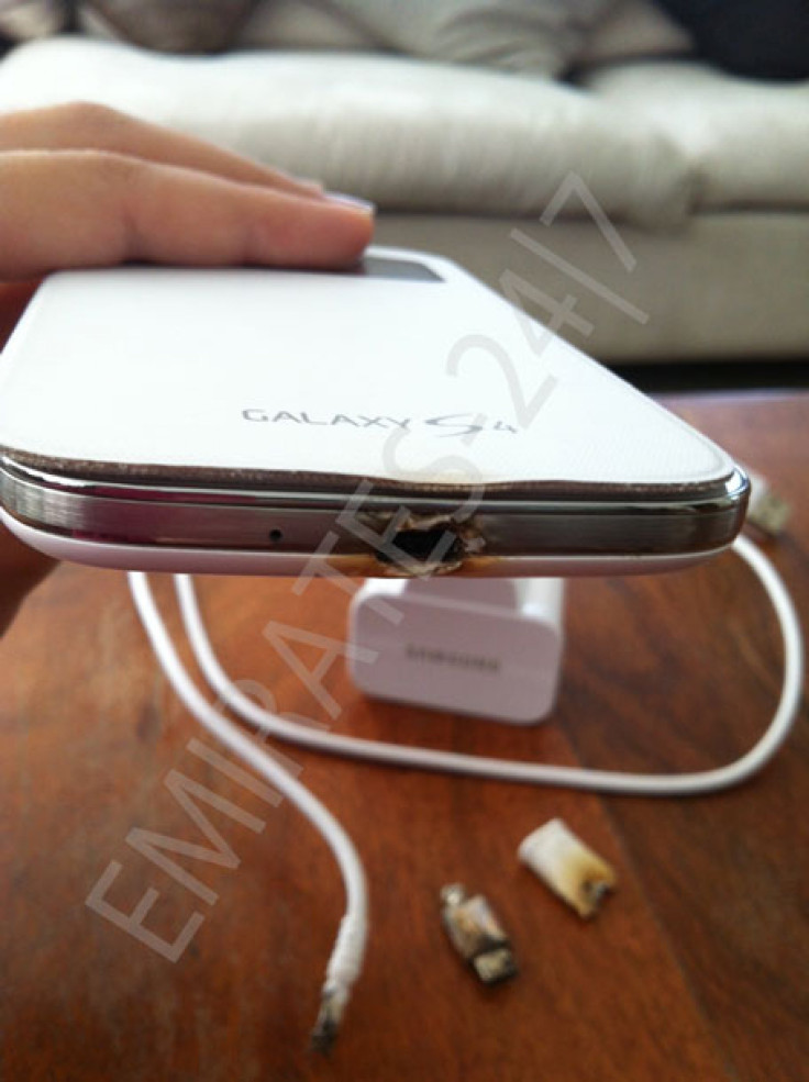 Samsung Galaxy S4 Explodes