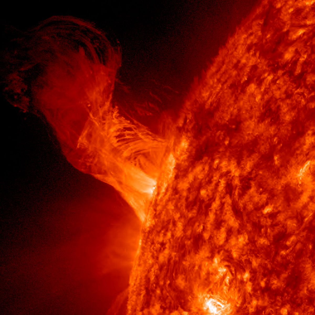 Satellite Captures Rare Solar Tsunami, Scientists Use Data To Measure ...