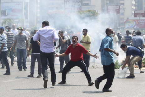 egypt protesters clash