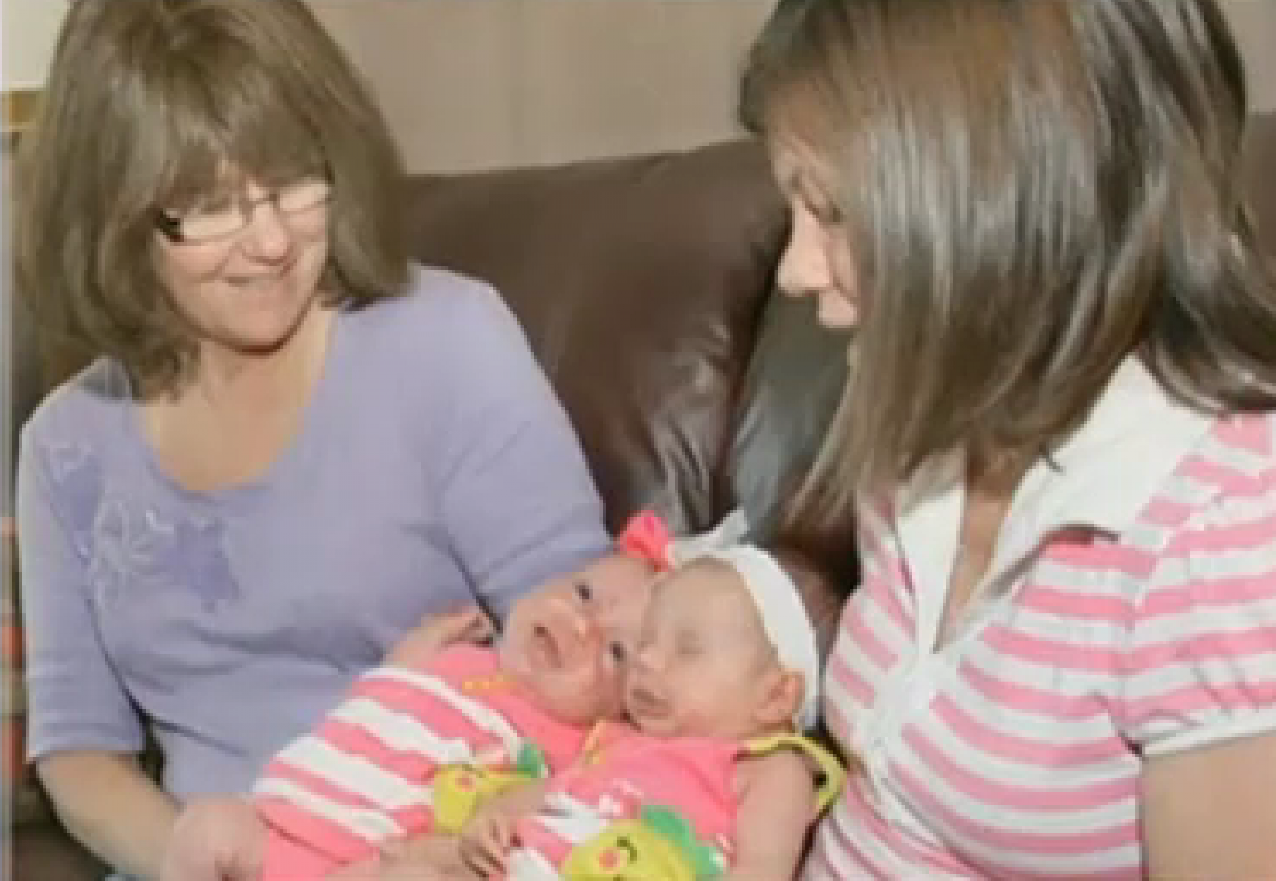 53 Year Old Grandmother Gives Birth To Twin Granddaughters Susie Kozisek Acted As Gestational