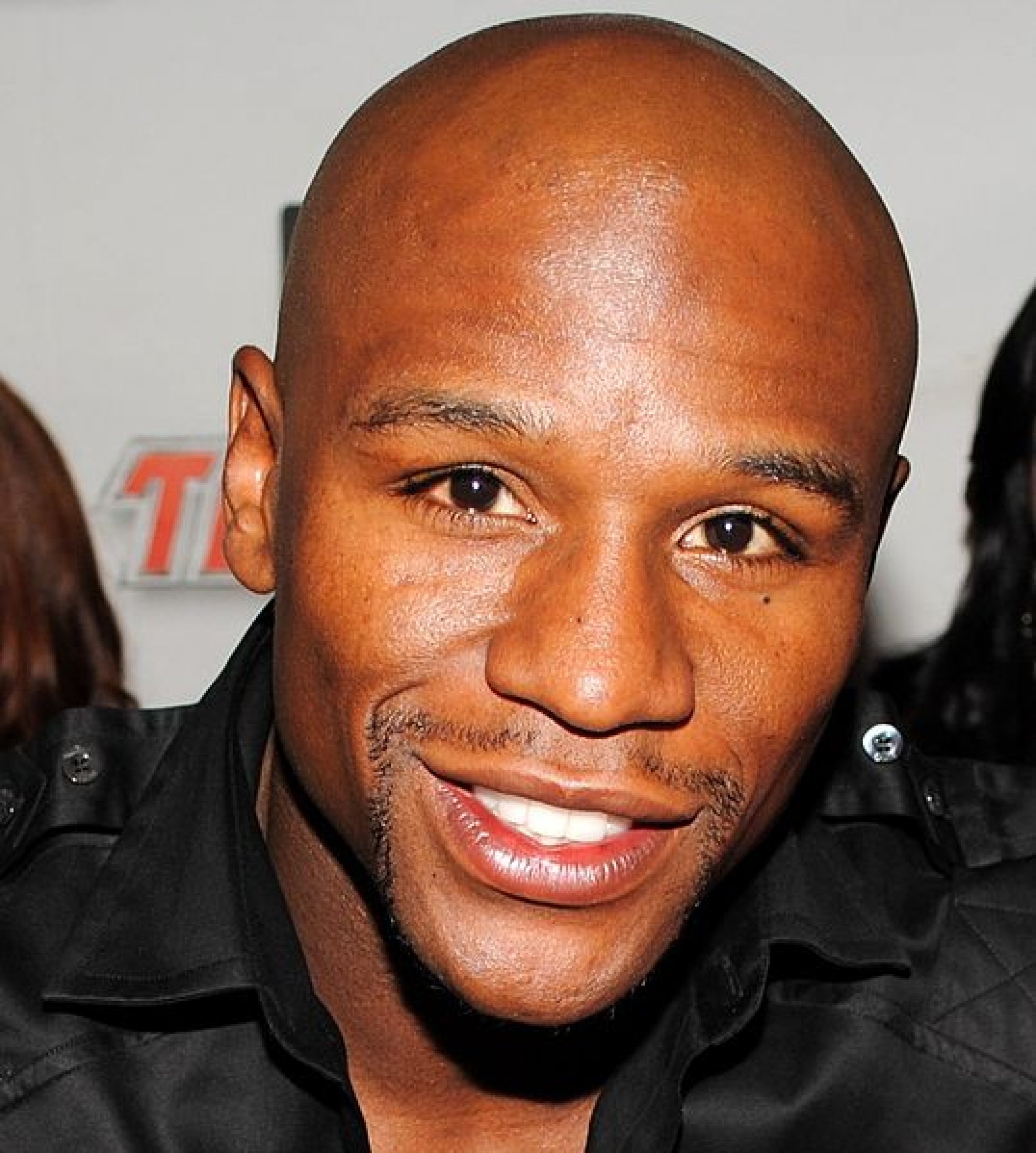 Mayweather Vs Canelo Floyd To Make 100 Million For Saturdays Fight Ibtimes 