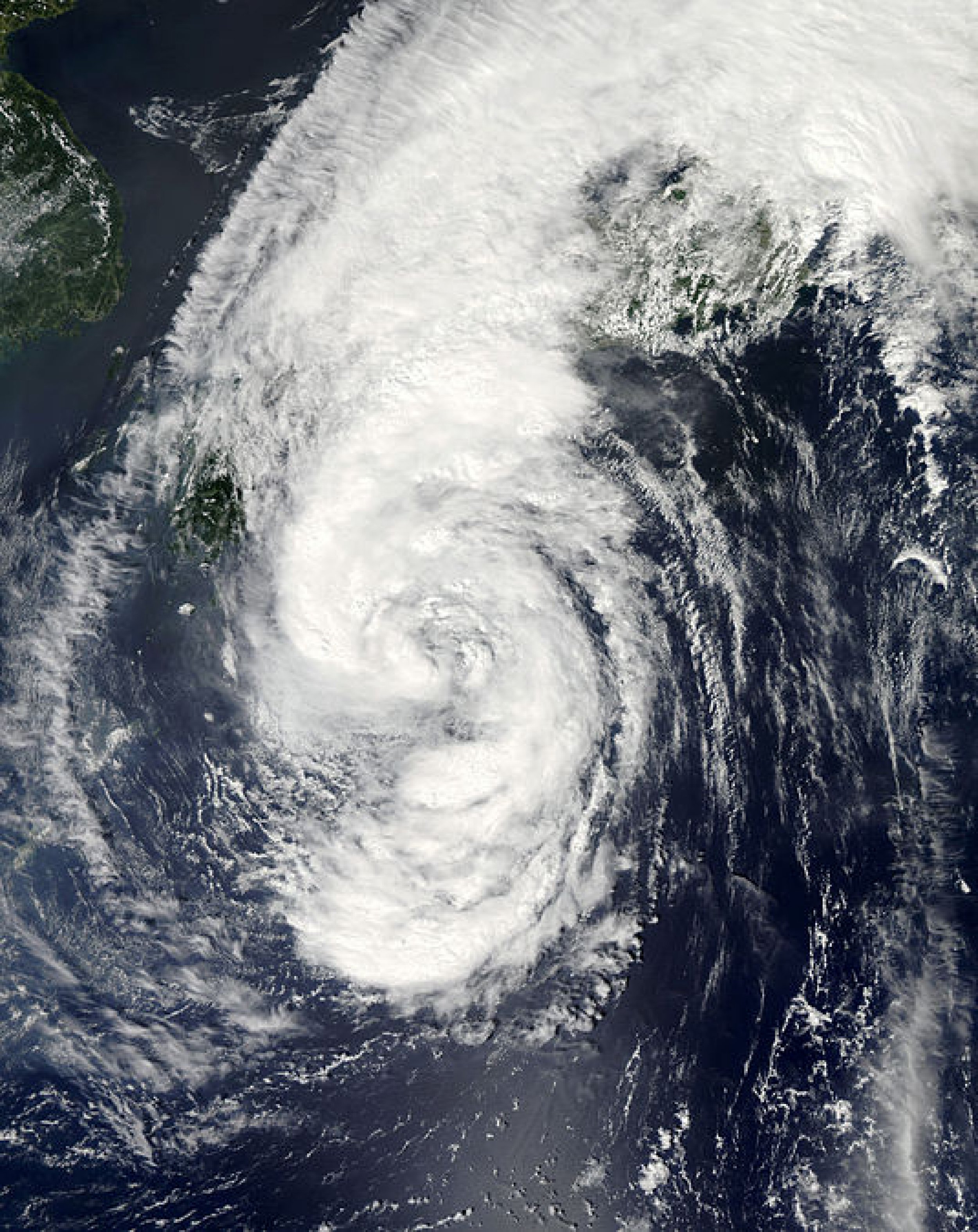 Tropical Storm Man-yi Cancels Flights Out Of Tokyo, Threatens Fukushima ...