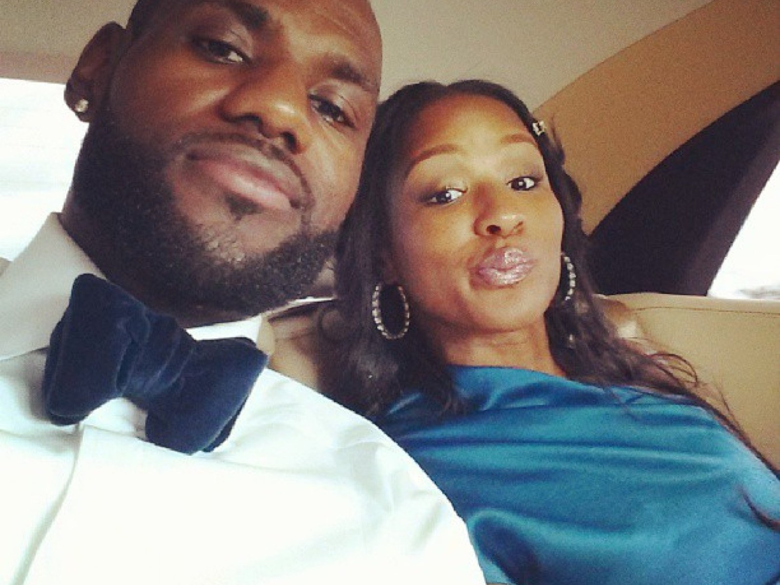 LEBRON AND SAVANNAH JAMES TURN HEADS ON LUXURIOUS BEACH GETAWAY