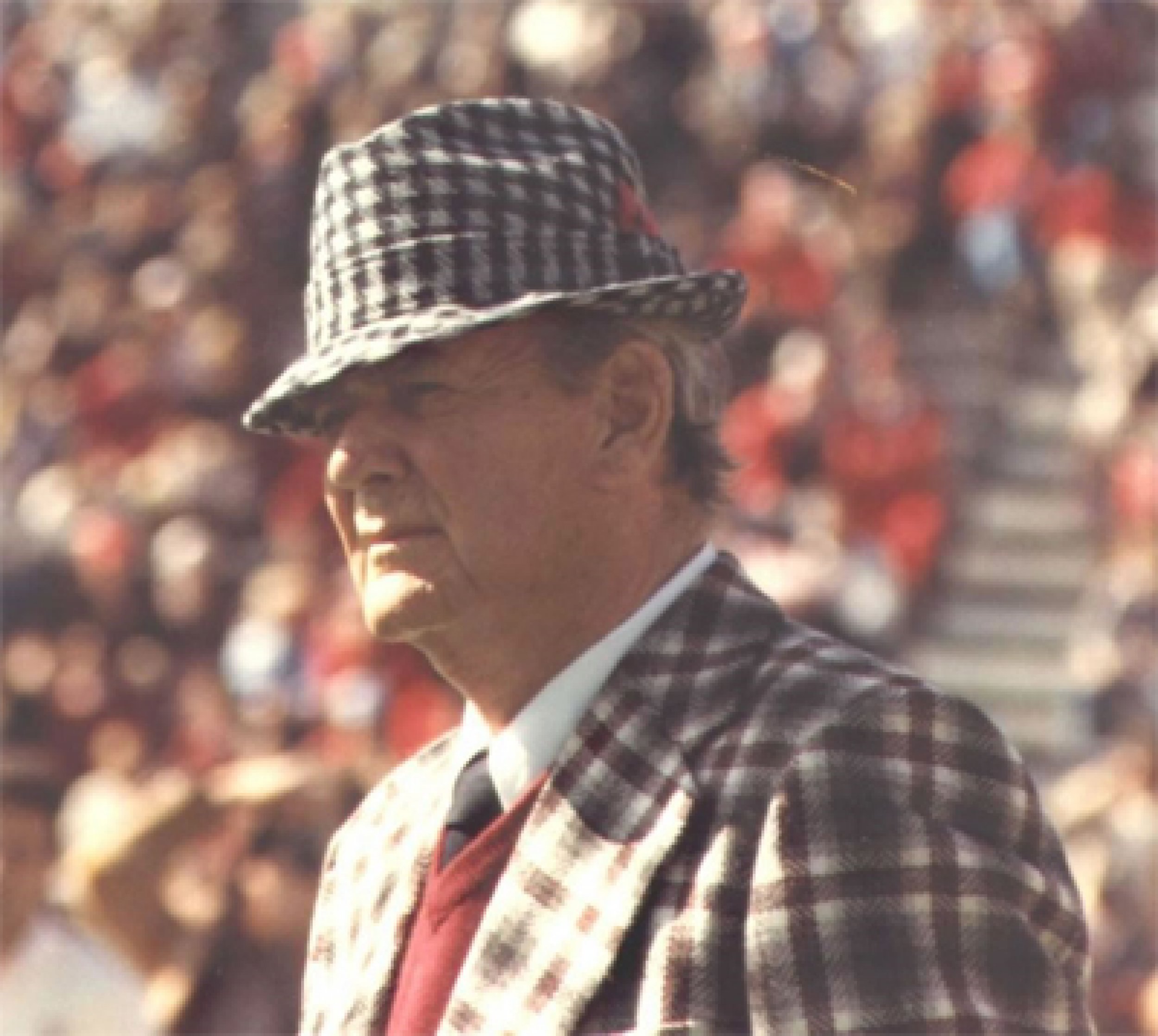 The Bear And The Guv’nor How Alabama Icons Coach Bryant And