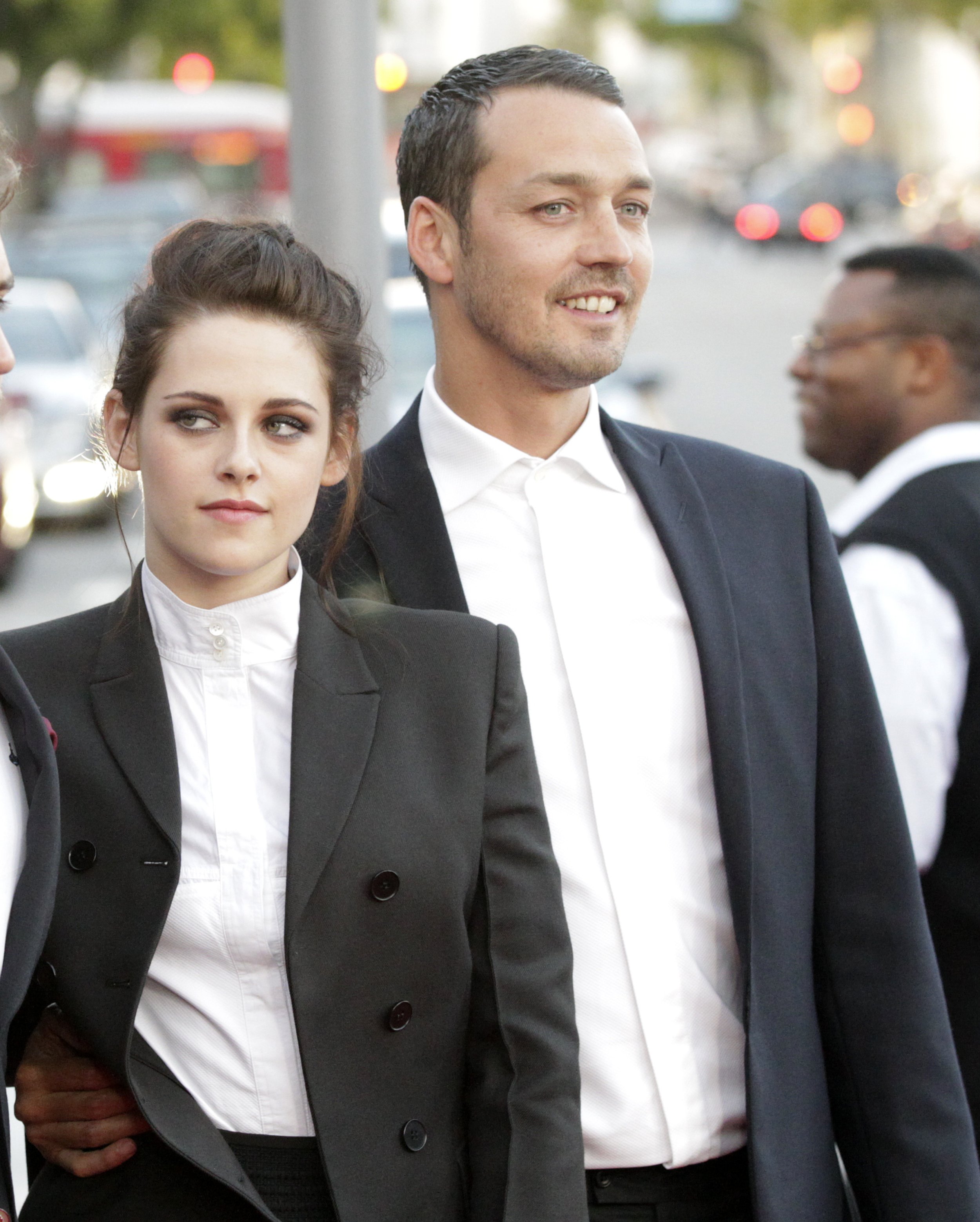 Kristen Stewart Cheated On Robert Pattinson Again Twilight Star Reportedly Dated Rupert