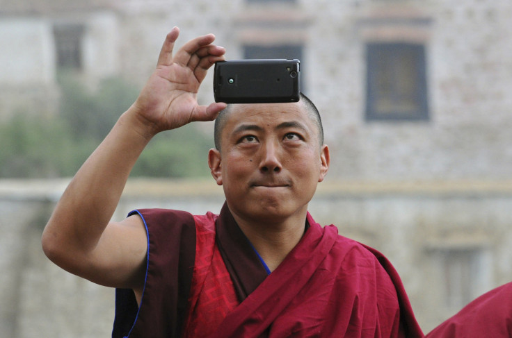 Tibetan smartphone