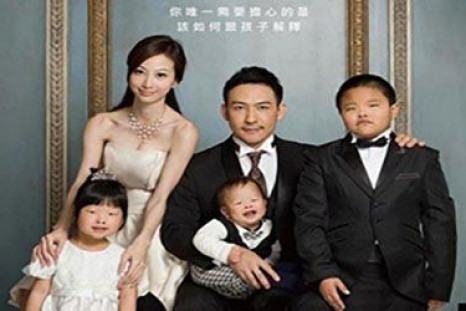 Is this family portrait the picture of the man who sued his wife for having an ‘ugly’ child?