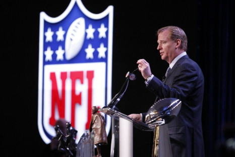 	 Add to cart   Add to lightbox (SOTU) Download layout (Watermarked) NFL Commissioner Roger Goodell speaks at his annual Super Bowl news conference in Dallas.