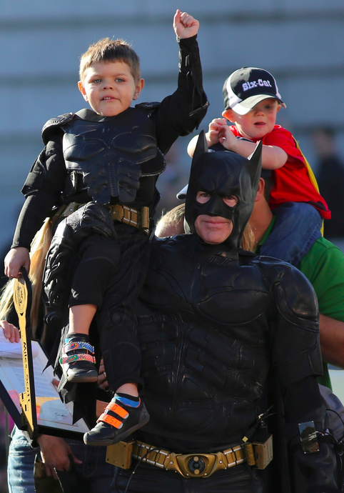 Batkid Draws Reaction From Christian Bale, Ben Affleck And Former ...