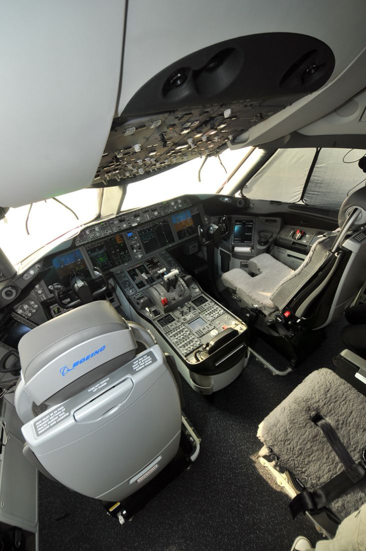 Royal Brunei 787 cockpit wide