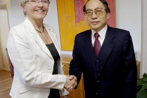 China's Railway Minister Liu Zhijun meets with Norwegian Minister of Transport and Communications Liv Signe Navarsete in Oslo