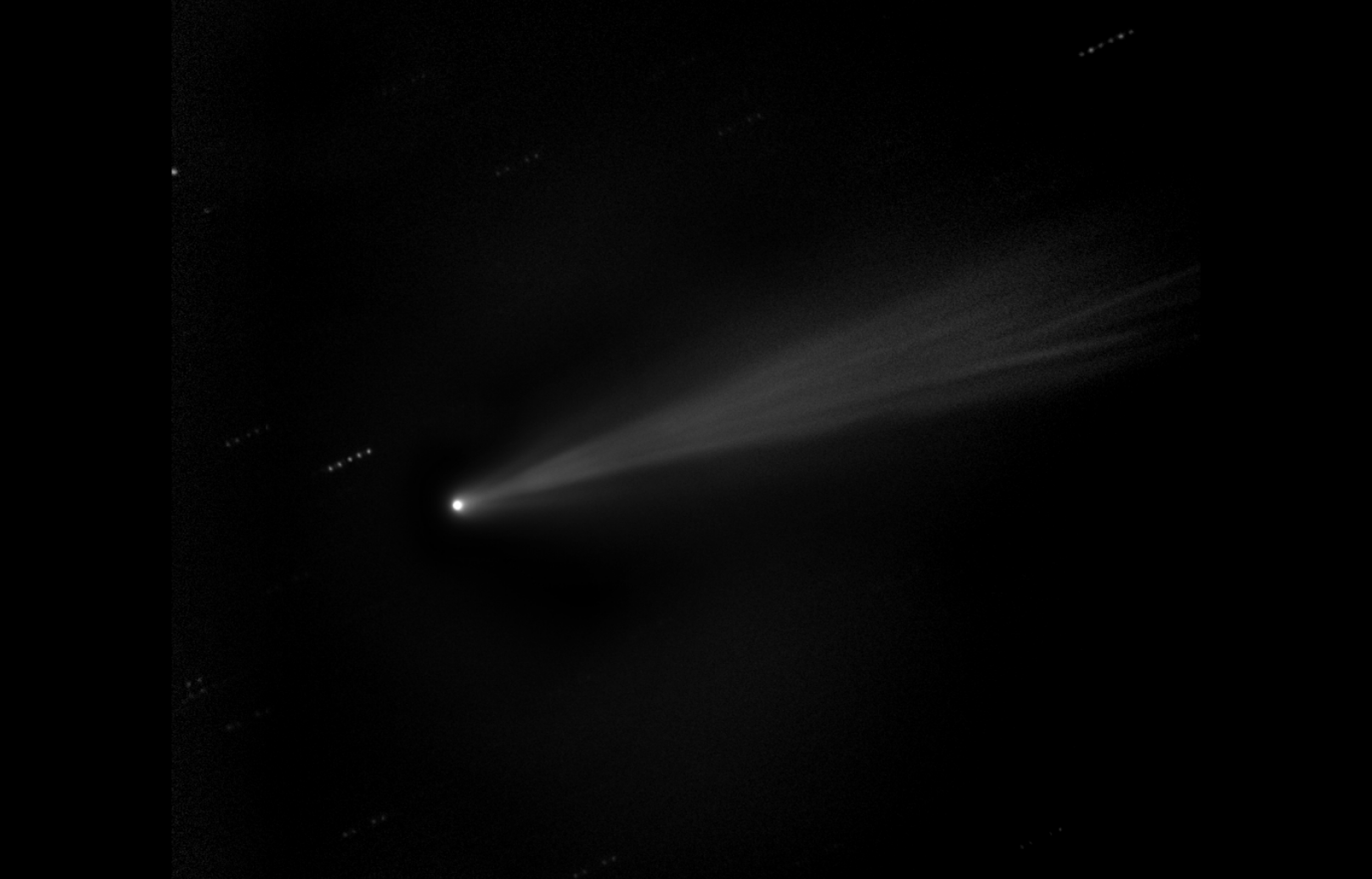 Comet ISON NASA Images Reveal Object Is Still Intact; Interactive