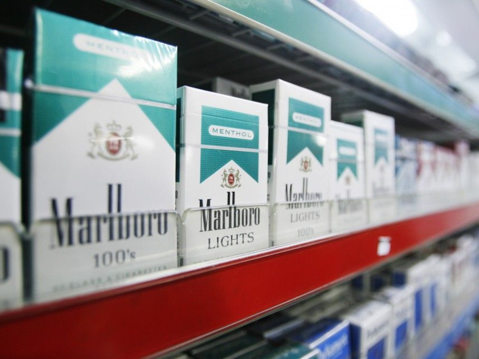 smelling cigarettes randomly Smelling Cigarette Smoke when there is None: 11 Meanings smelling cigarettes randomly Smelling Cigarette Smoke when there is None: 11 Meanings