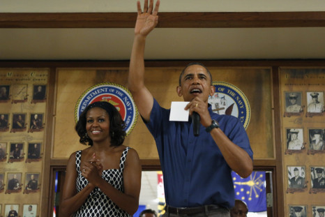 U.S. President Barack Obama (R) and first lady Michelle Obama 