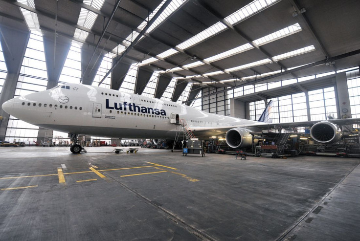 Lufthansa 747-8i