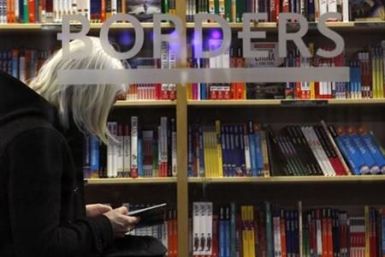Internet slowly kills traditional bookstores