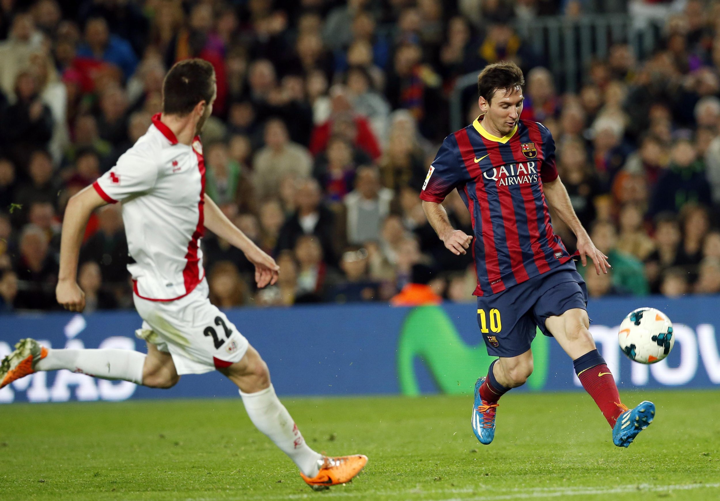 Lionel Messi Goal Video: Barcelona Star Scores Unbelievable Chip ...