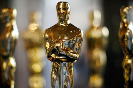 Oscar-statuettes-for-the--010