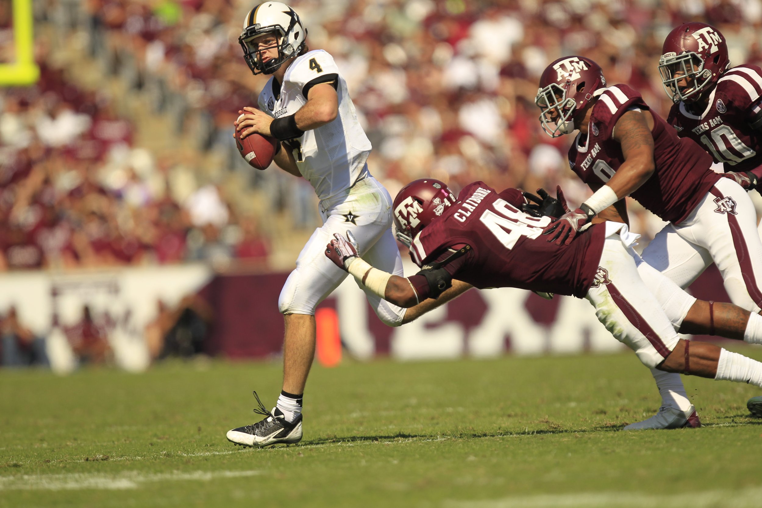 Texas A&M Football Players Arrested: Isaiah Golden Charged With ...