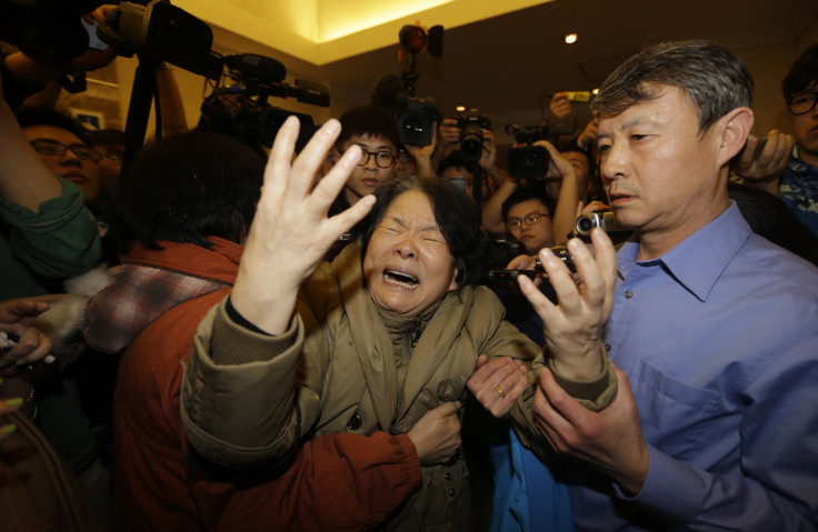 Malaysia-Airlines-MH370-protest