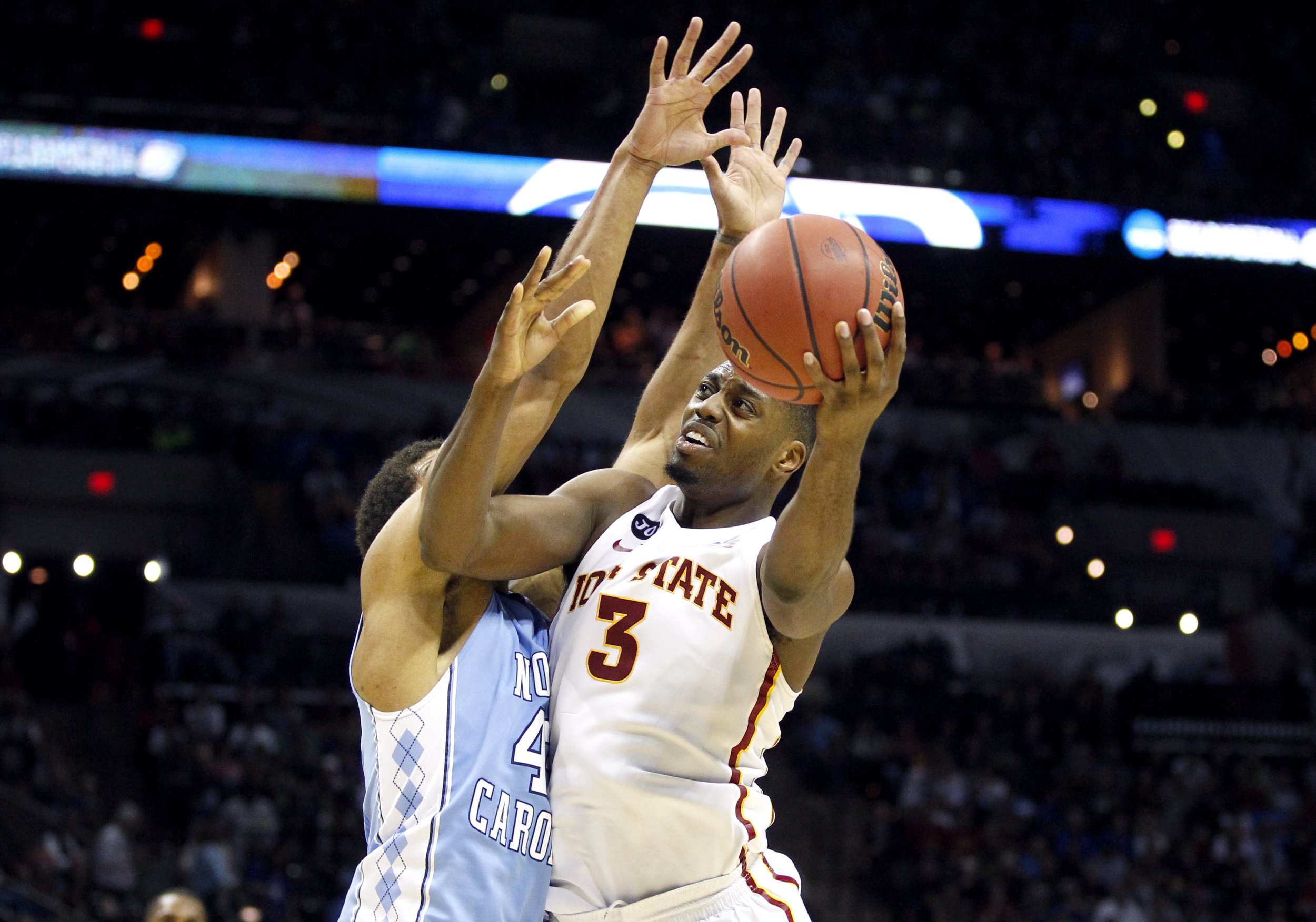 UConn Vs Iowa State Sweet 16 Prediction, Betting Odds And Preview For