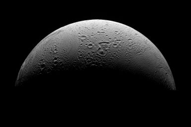Saturn-moon-Enceladus