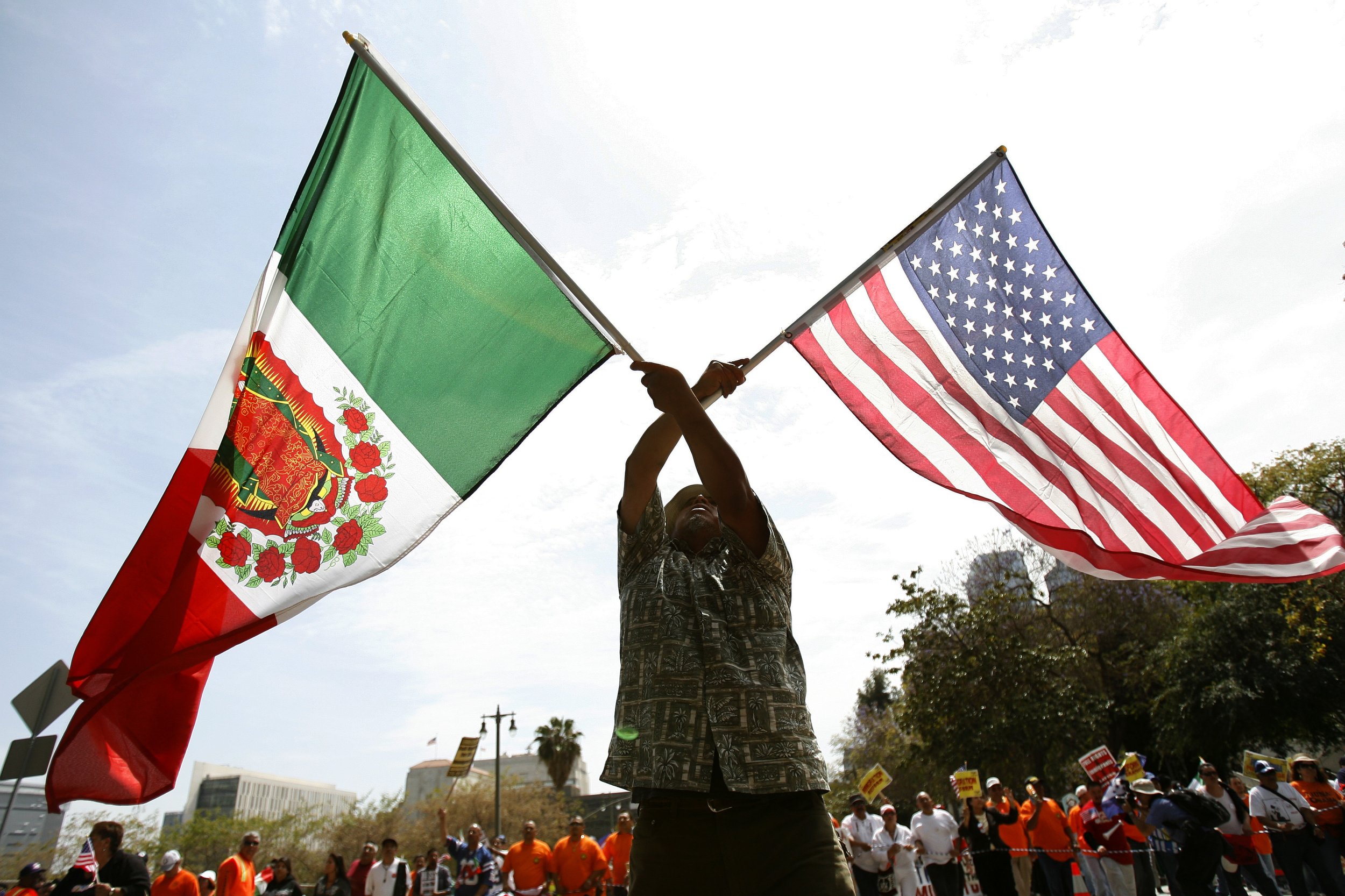 Immigration Reform 2014 48 Percent Of Americans Oppose Obama Executive   Immigration Hispanic California 