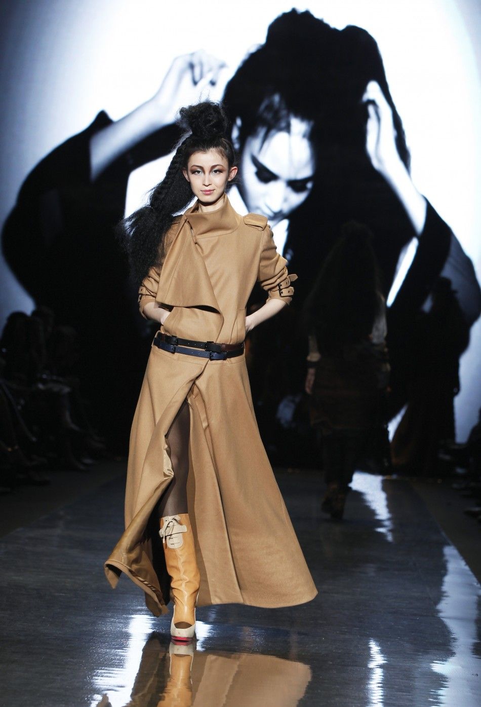 Designer Gwen Stefanis Spring 2011 collection at NY Fashion Week PHOTOS.