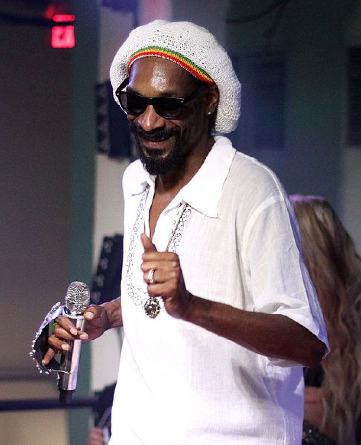 486px-Snoop_Dogg_2012