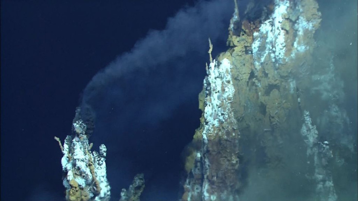 hydrothermal-vents