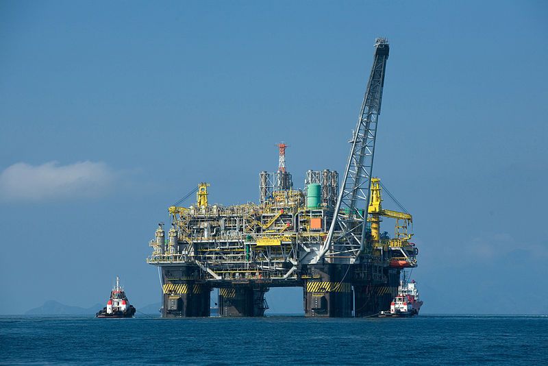 China, Vietnam Clash Over China Placing Oil Rig In Contested Waters Of ...