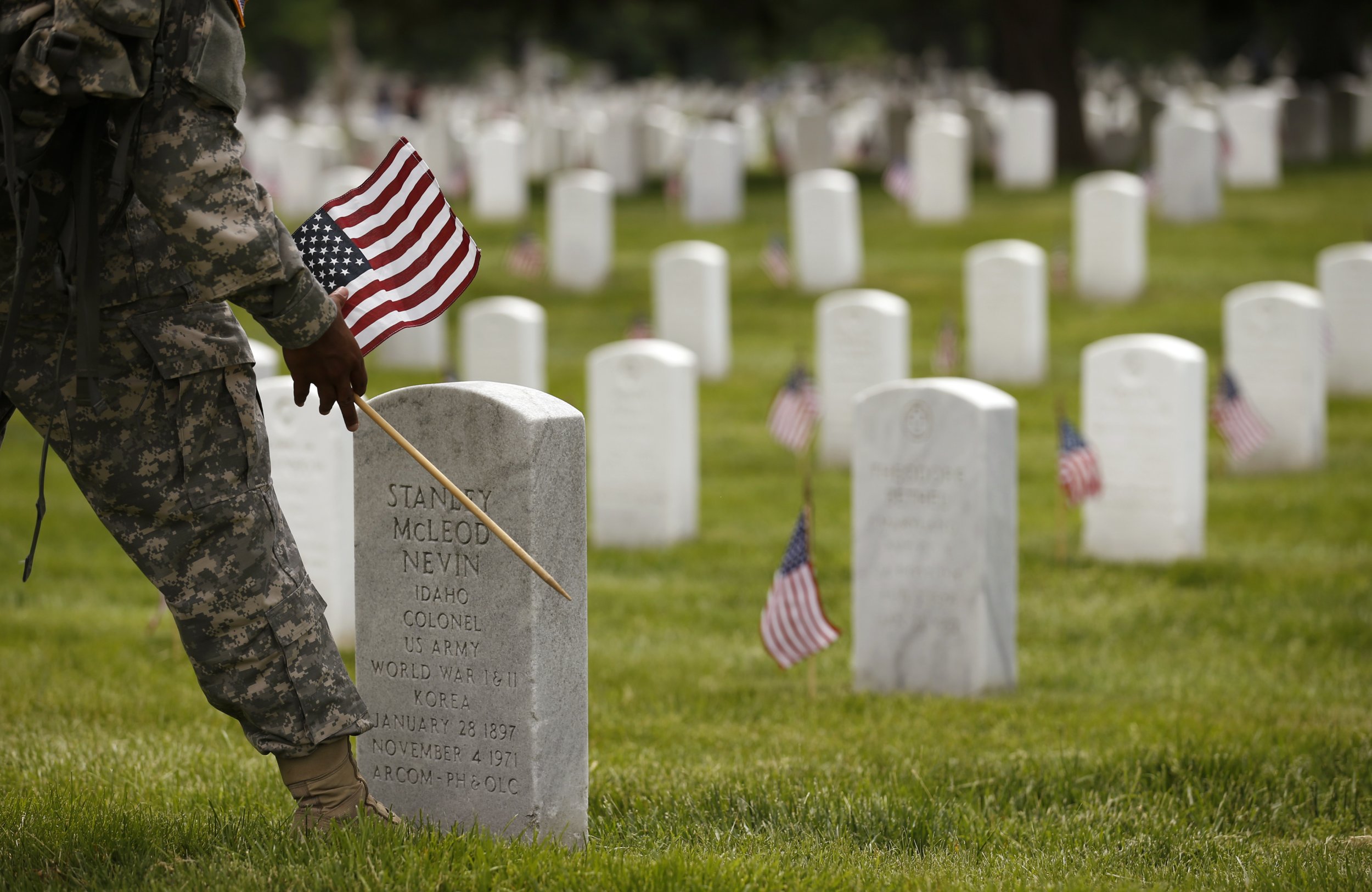 Memorial Day 2017 10 Quotes To Honor The Armed Forces On This Day