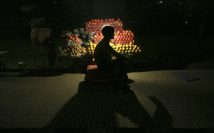 India-roadside-stalls