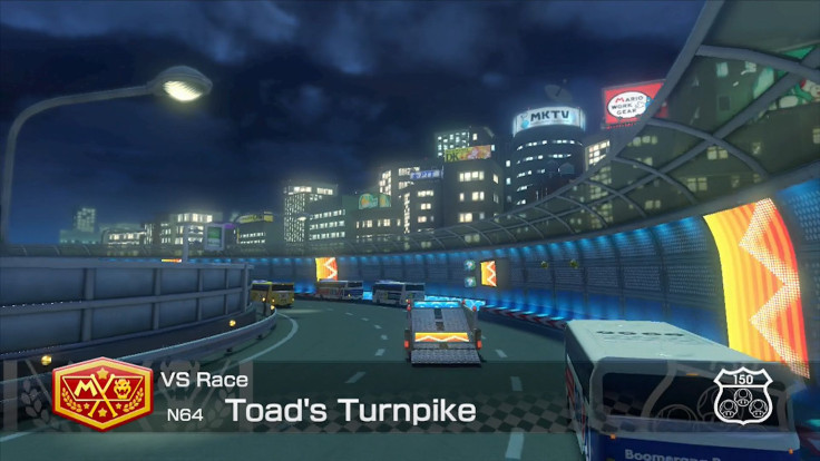 Mario Kart 8 Toad's Turnpike