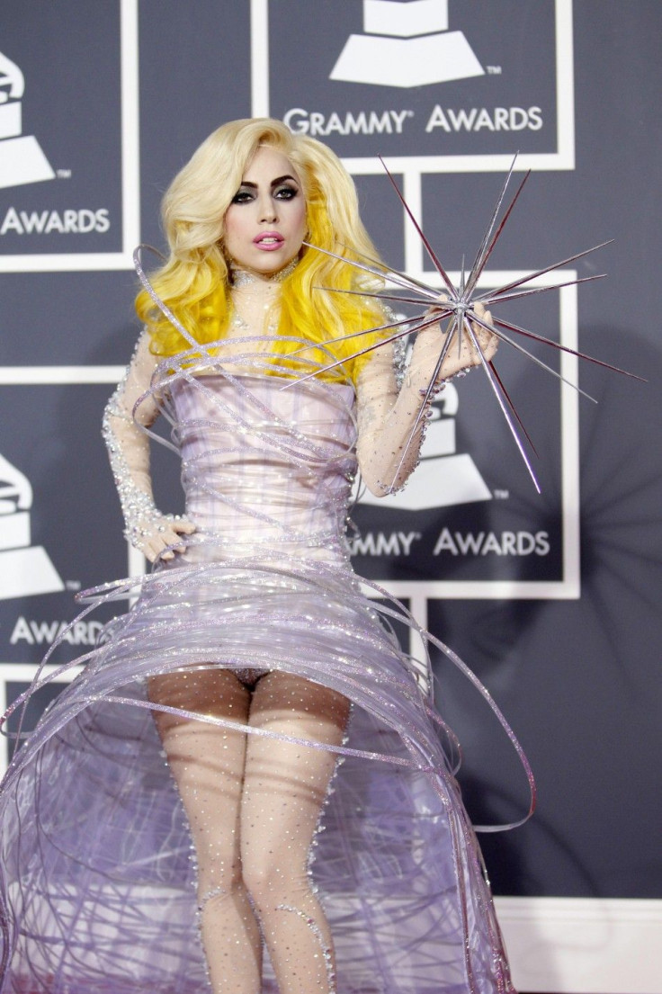 Lady Gaga to receive Fashion Icon Award.