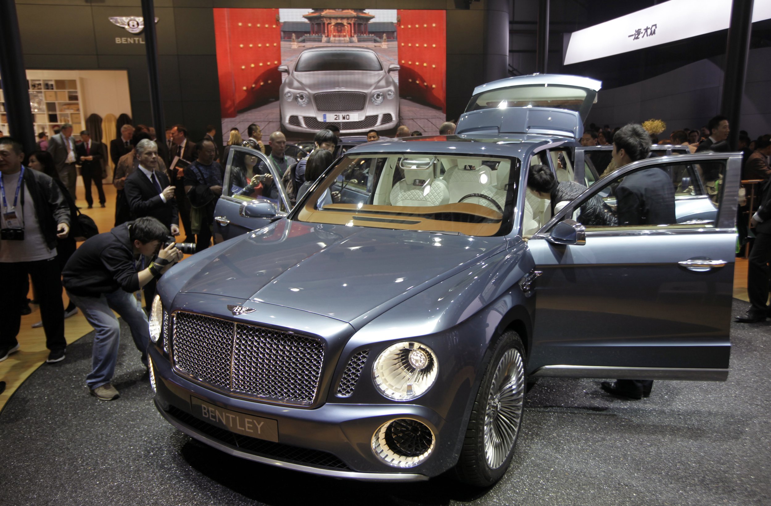 Bentley Exp 9 f салон