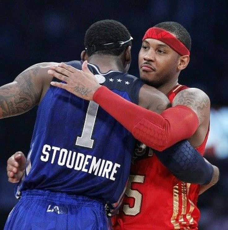 Anthony Hugs his Potential Knicks Teammate Stoudemire