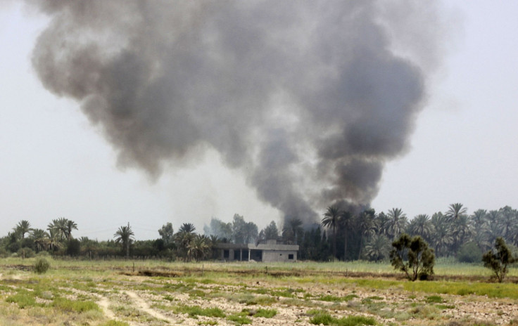 Iraq smoke rising fighting