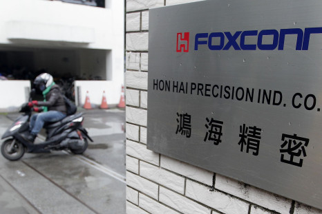 Foxconn Foxbots Apple iPhone 6
