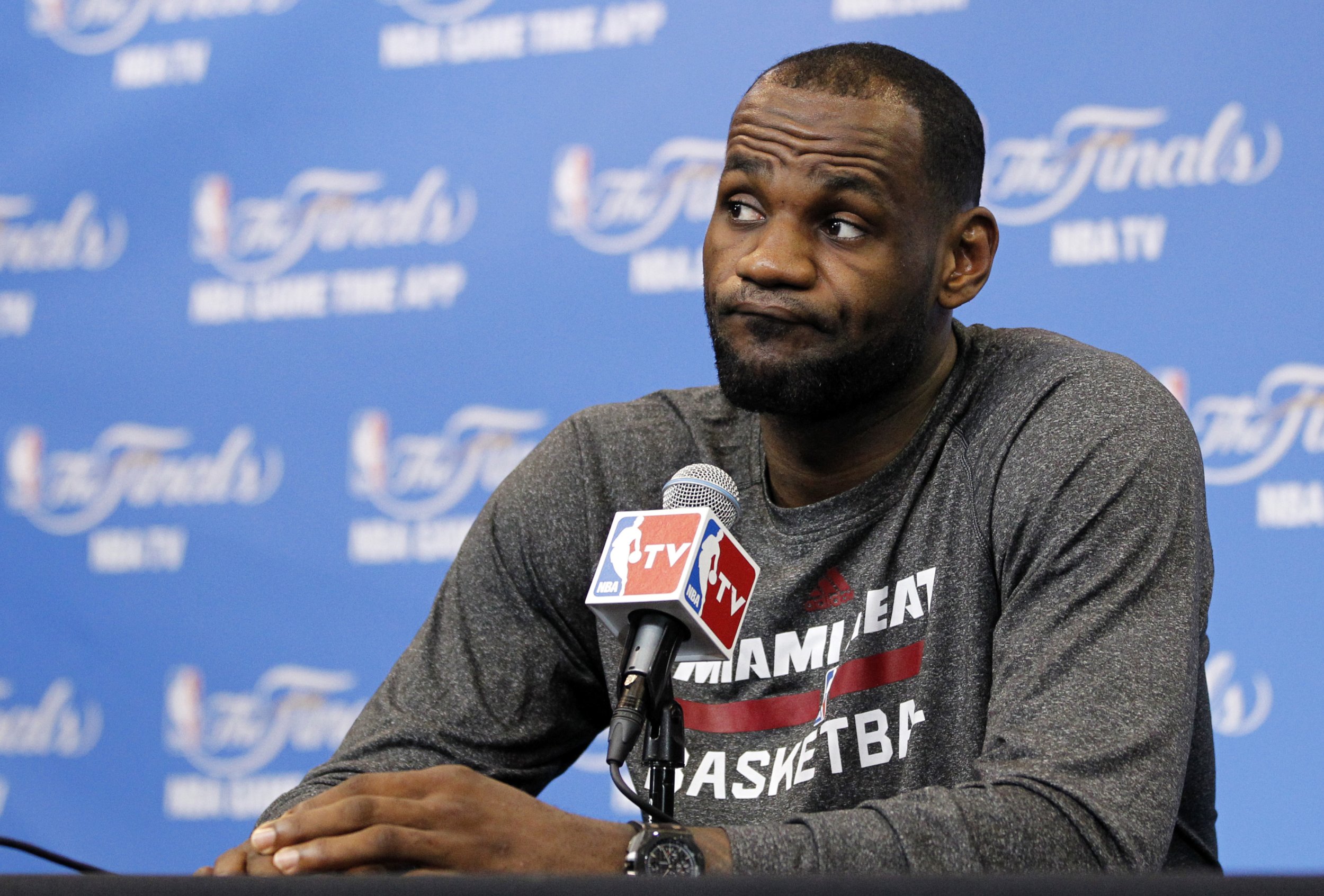 LeBron Update: Dan Gilbert Letter Holds Up James' Free Agent Decision ...